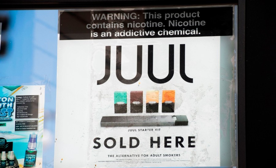 juul e-cigarette illegal marketing to minors laqsuit illinois states