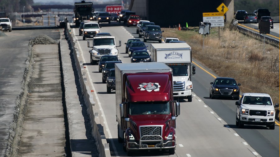 Traffic on I-66 in Virginia