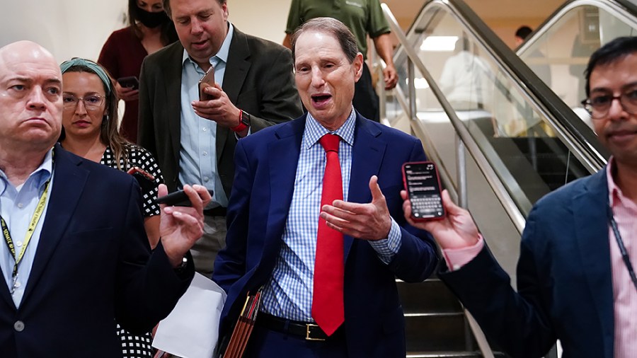 Sen. Ron Wyden (D-Ore.)