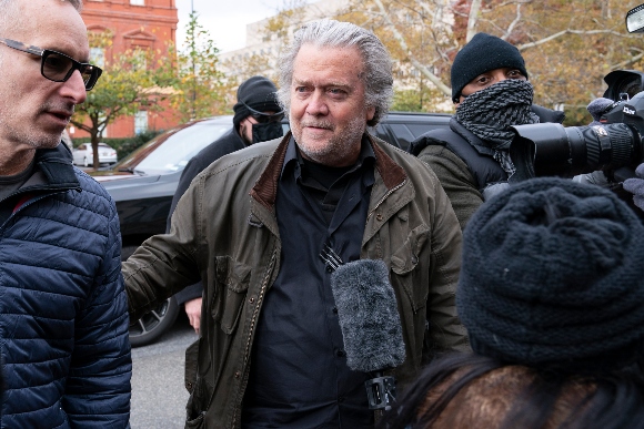 Former White House strategist Steve Bannon arrives at the FBI Washington Field Office