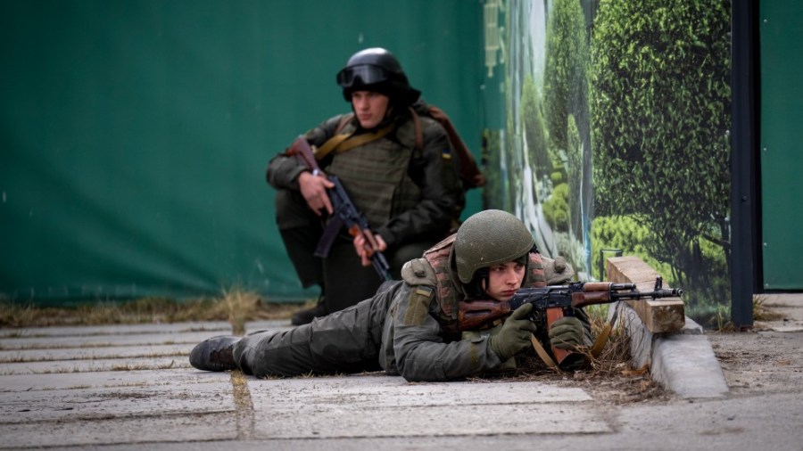 Ukrainian soldiers take positions in downtown Kyiv, Ukraine