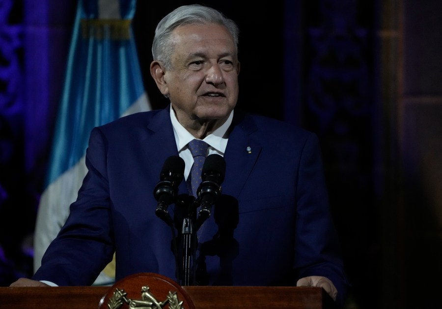 Andres Manuel Lopez Obrador, Alejandro Giammattei