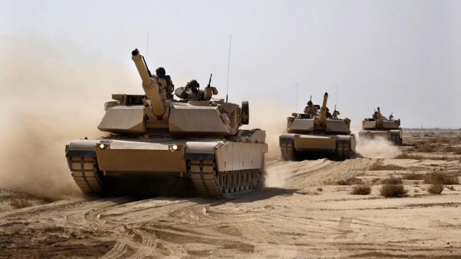 Abrams tanks