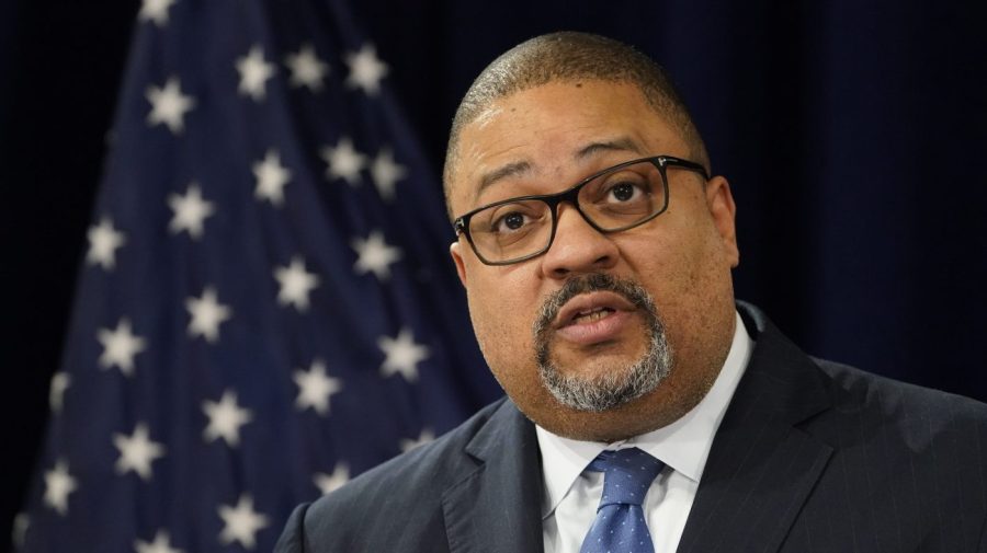 FILE — Manhattan District Attorney Alvin Bragg speaks at a press conference after the arraignment of former president Donald Trump in New York, Tuesday, April 4, 2023. Federal Judge Mary Kay Vyskocil, weighing whether House Republicans can question a former prosecutor about the Manhattan criminal case against former President Donald Trump, posed dozens of questions, in New York, Wednesday, April 19, 2023, to lawyers on both sides, asking them to parse thorny issues of sovereignty, separation of powers and Congressional oversight arising from Trump's historic indictment. (AP Photo/John Minchillo, File)