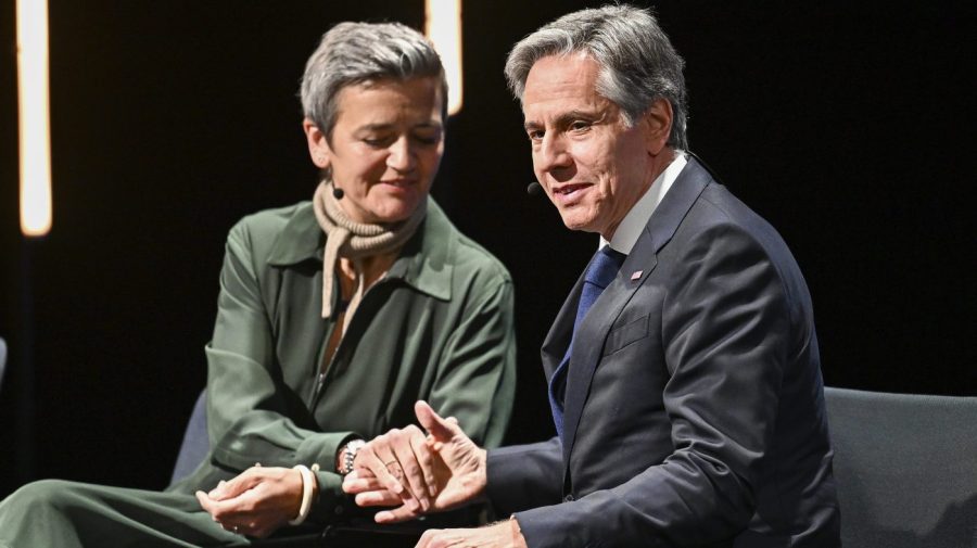 Margrethe Vestager, Executive Vice-President for A Europe Fit for the Digital Age and Competition, left, shakes hands with US Secretary of State Antony Blinken during a stakeholder event, in connection to the Trade and Technology Council (TTC) meeting between Europe and the United States, in Lulea, Sweden, Wednesday, May 31, 2023. (Jonas Ekstromer/TT News Agency via AP)