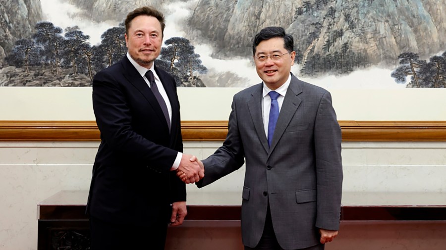 Elon Musk and Qin Gang