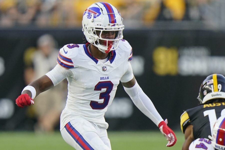 Buffalo Bills safety Damar Hamlin (3) runs in the first half of an NFL preseason football game against the Pittsburgh Steelers in Pittsburgh, Saturday, Aug. 19, 2023. (AP Photo/Gene Puskar)