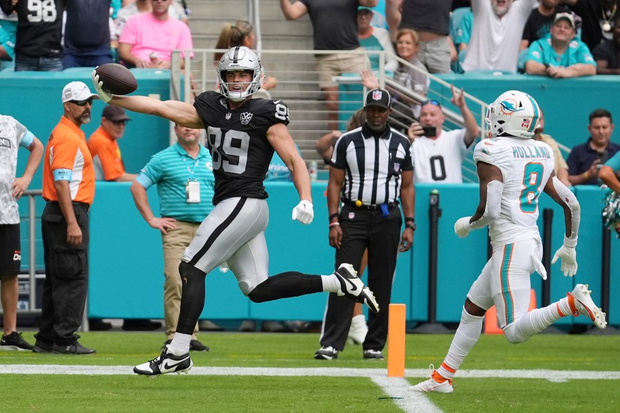 Las Vegas Raiders tight end Brock Bowers (89) scores a touchdown during the second half of an NFL football game against the Miami Dolphins, Sunday, Nov. 17, 2024, in Miami Gardens, Fla. (AP Photo/Rebecca Blackwell)